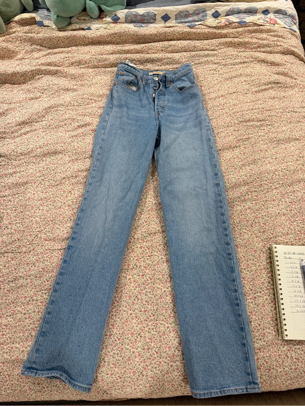 Levi's Classic Light Blue Straight Leg Jeans - Women's